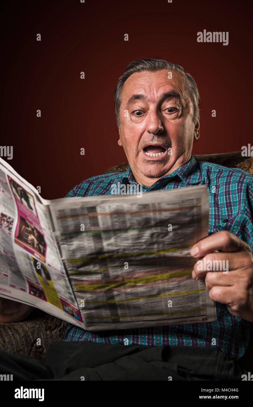 Confused man shocked unbelievable hi-res stock photography and images ...