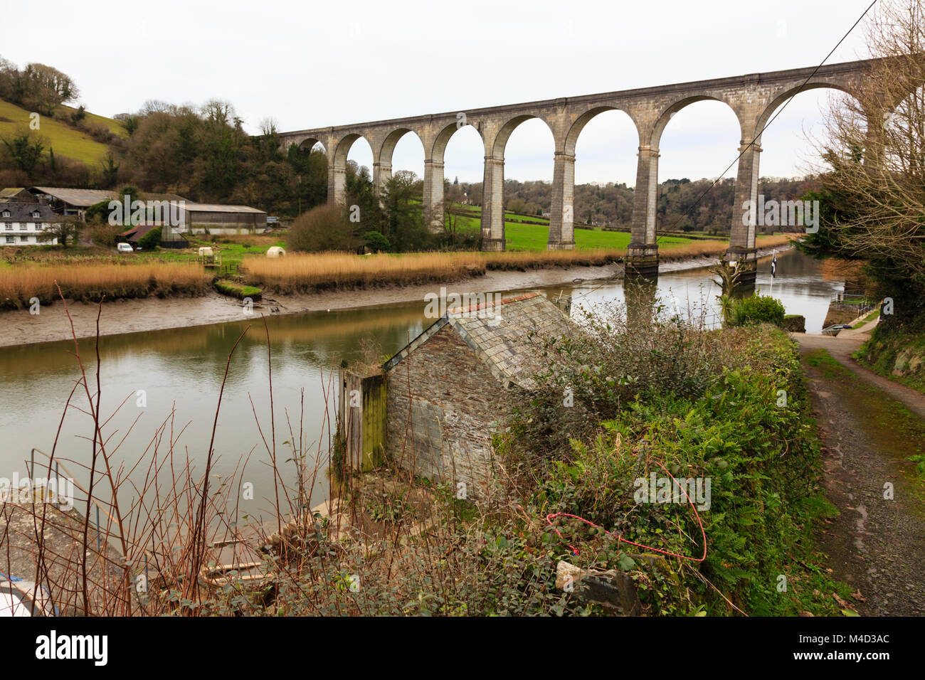 Calstock railway viaduct over the River Tamar, Cornwall, England. Used as a location shot in the Sky TV series Delicious. Stock Photo