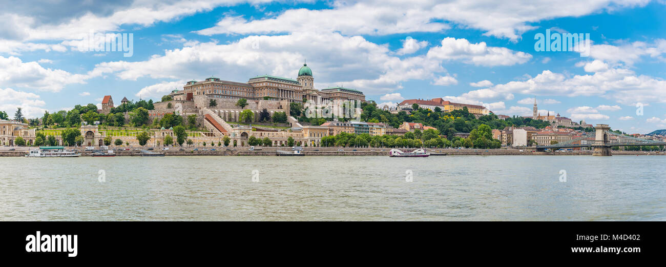 Skyline of budapest hi-res stock photography and images - Alamy