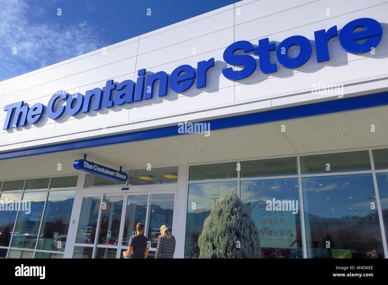 The Container Store is Opening At The Gallery in Westbury Plaza