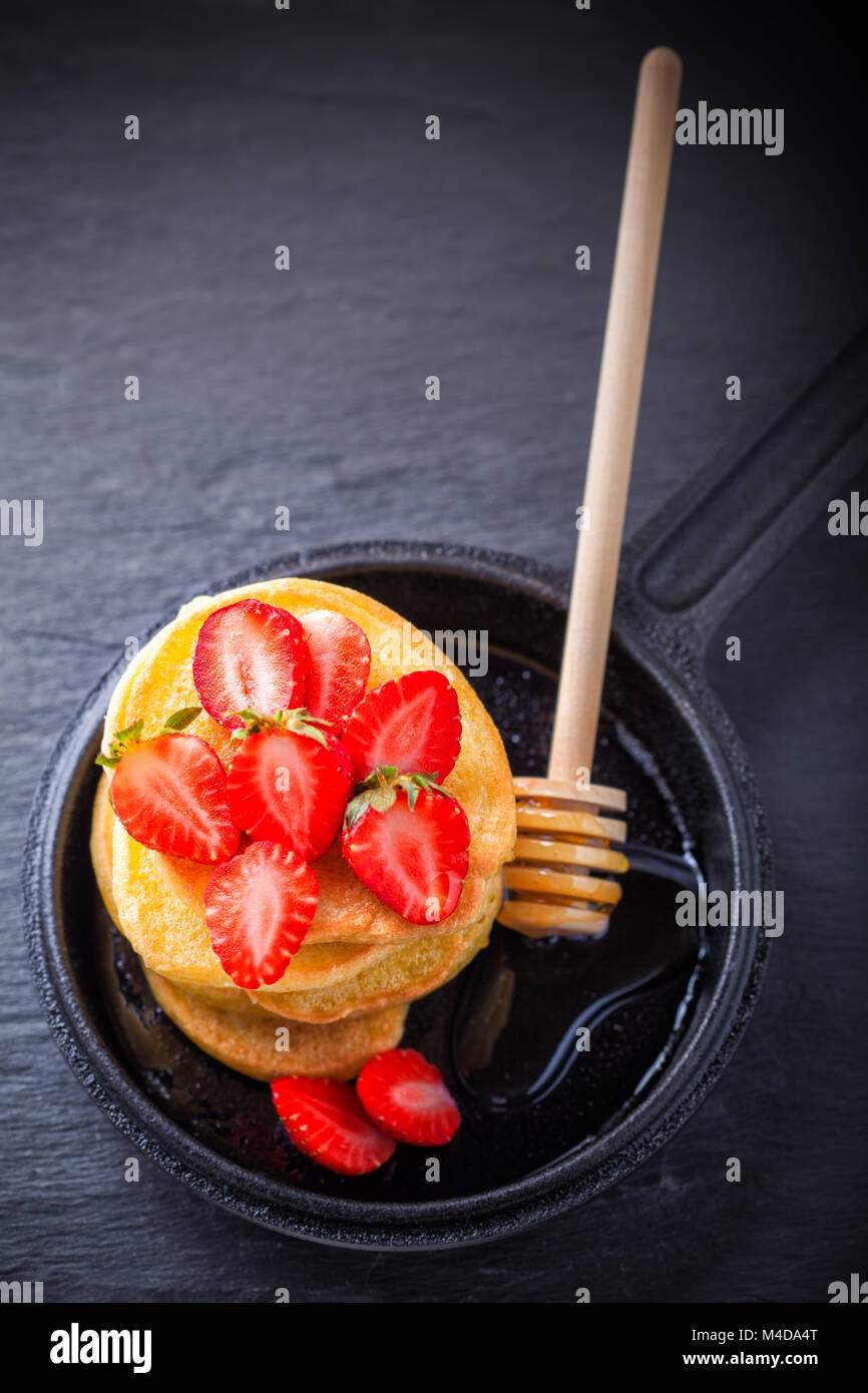 Nutritious handmade corn tortilla cooked on a metal griddle on a gas stove  in a Guatemalan home Stock Photo - Alamy