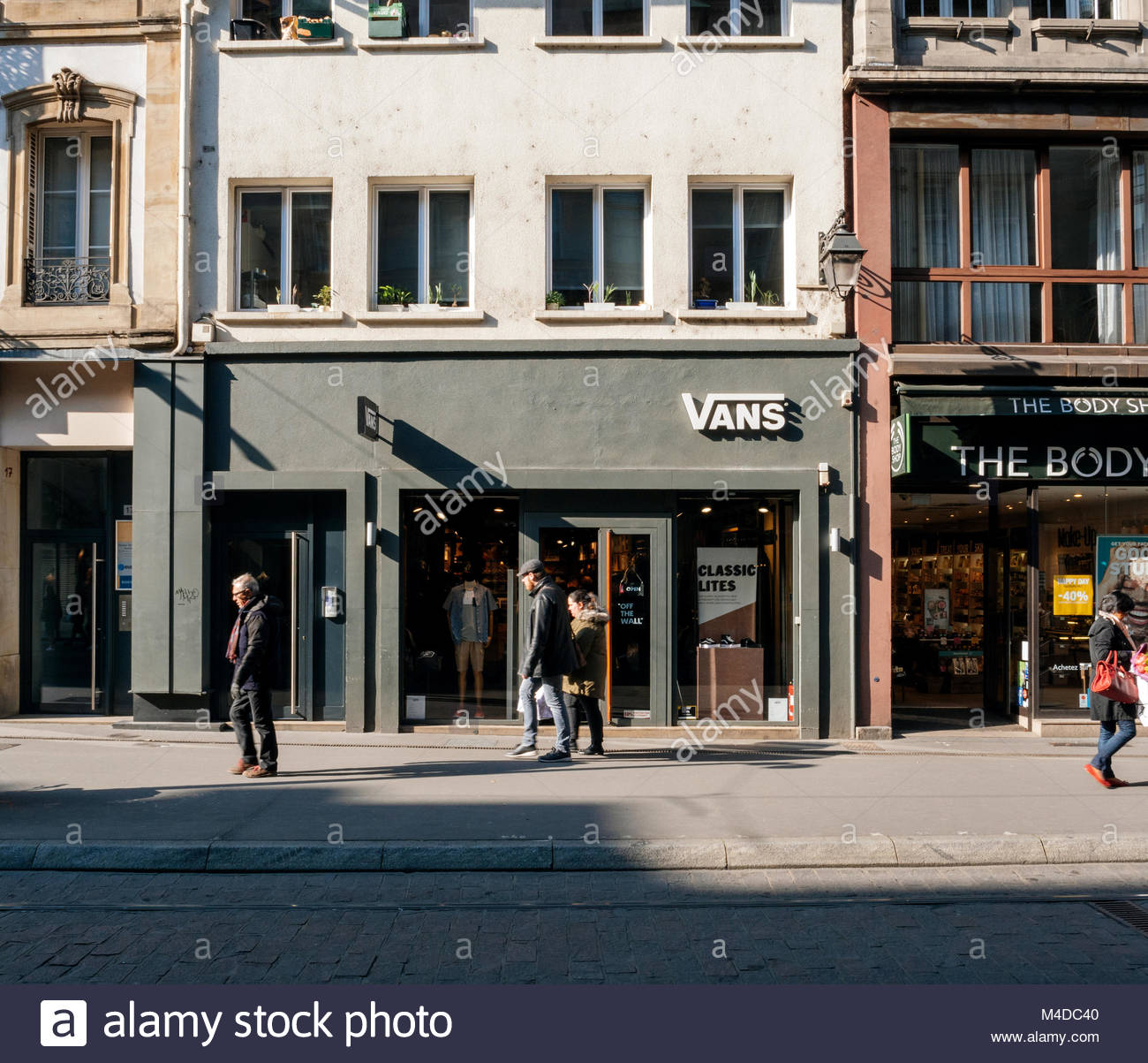 vans boutique france