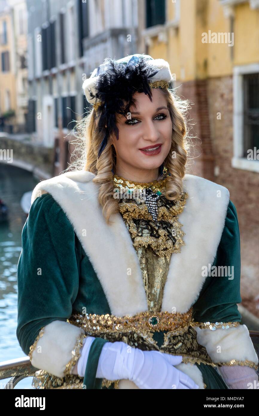Revellers in costume at Venice Carnival Stock Photo - Alamy