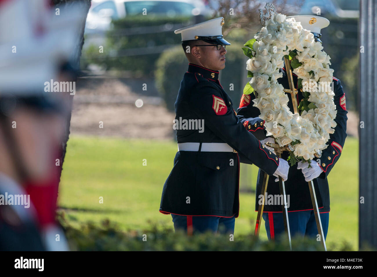 Ronald reagan wreath laying ceremony hi-res stock photography and ...