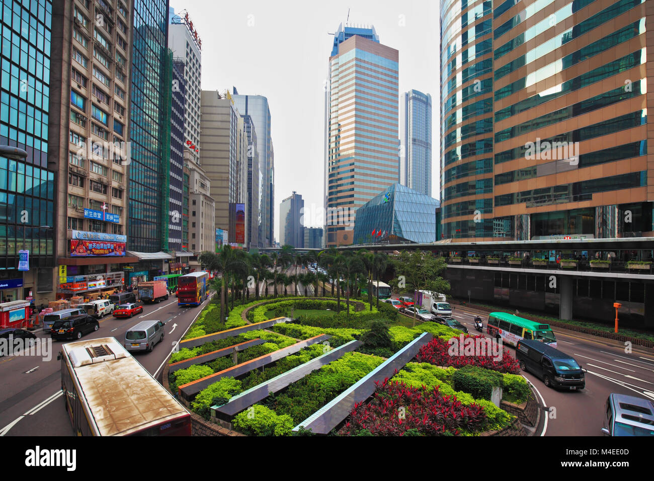 Scenic roundabout hi-res stock photography and images - Alamy