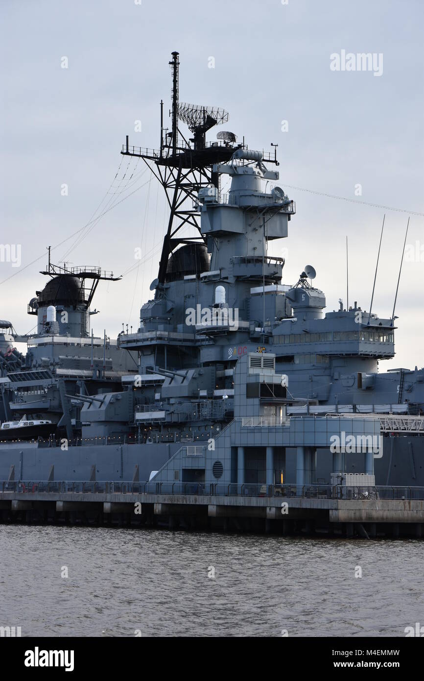 Uss new jersey bb 62 hi-res stock photography and images - Alamy