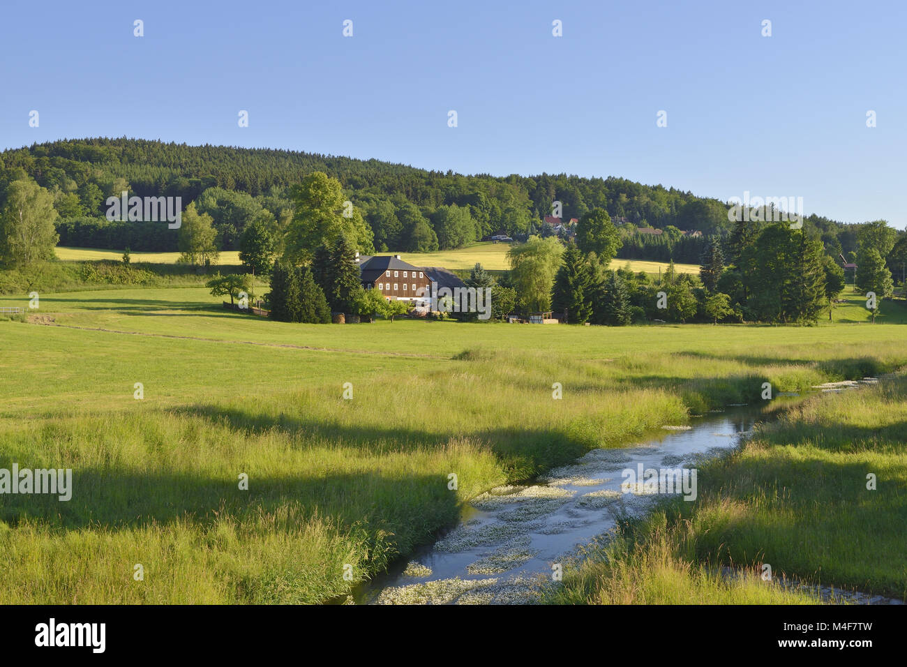 Saxon sundial hires stock photography and images Alamy