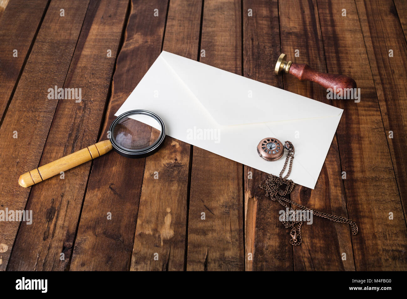 Envelope and stamp hi-res stock photography and images - Alamy