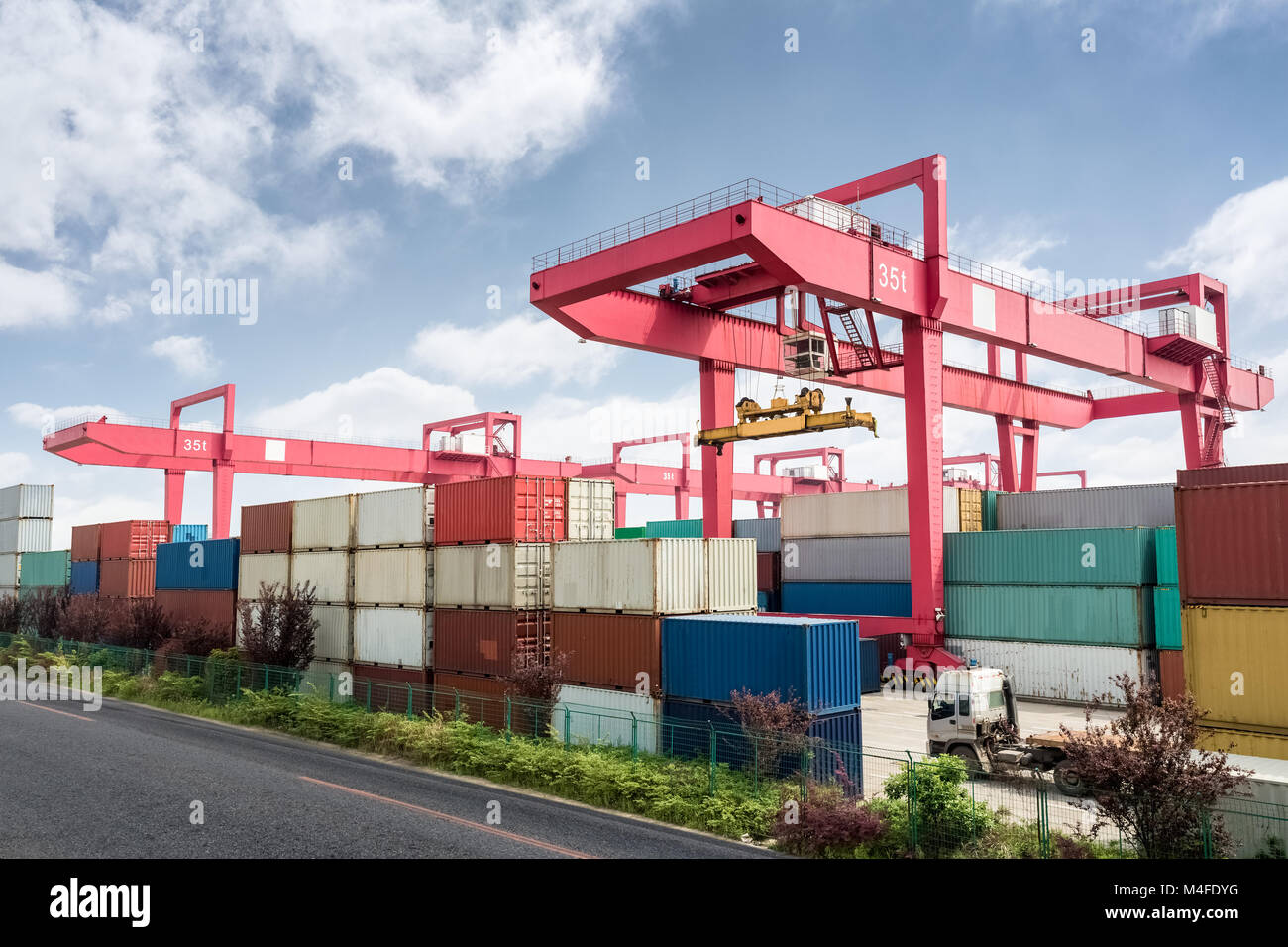 shipping containers port Stock Photo
