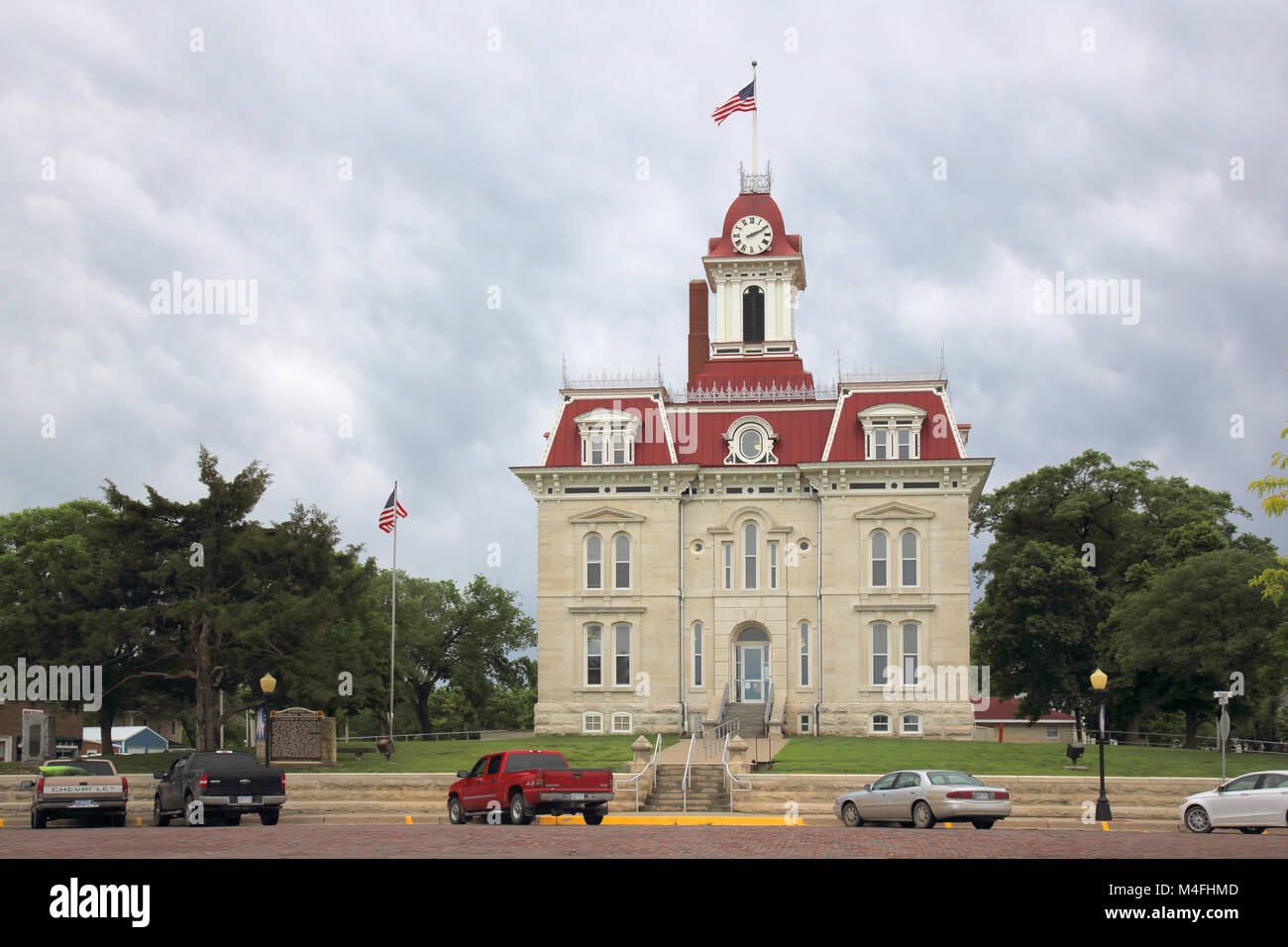 the old courthouse in cottonwood falls kansas Stock Photo Alamy