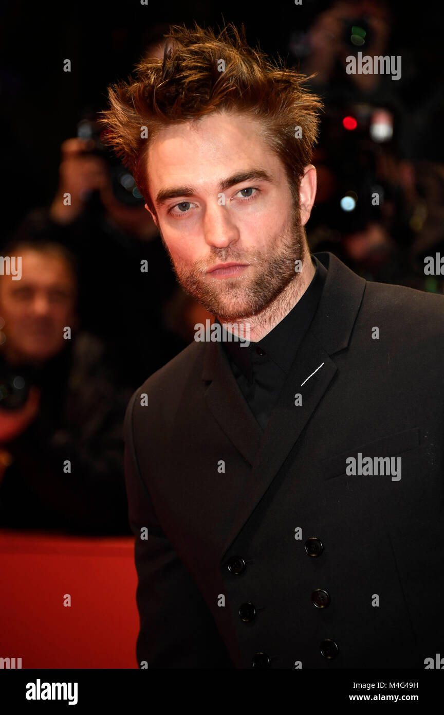 Top 10 Photos HQ  # 16 Robert Pattinson 4x6 Photo Set 