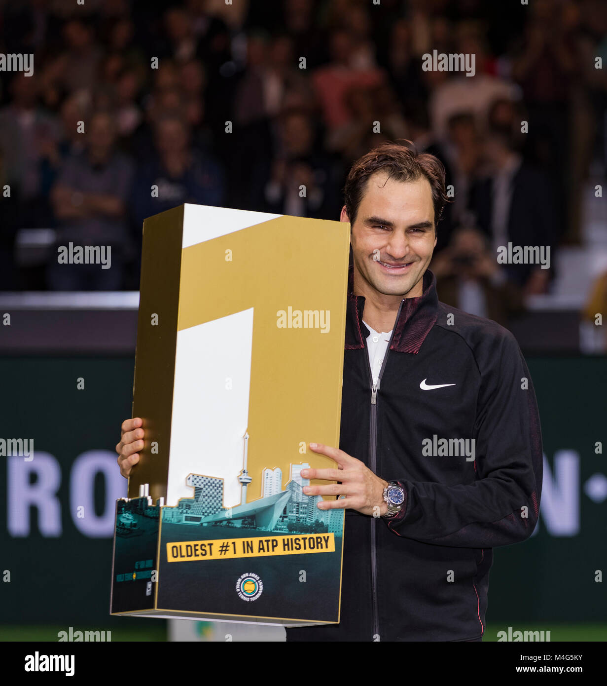 schot Schots Jong Rotterdam, The Netherlands, 16 February, 2018, ABNAMRO World Tennis  Tournament, Ahoy, Tennis, Roger Federer (SUI) makes