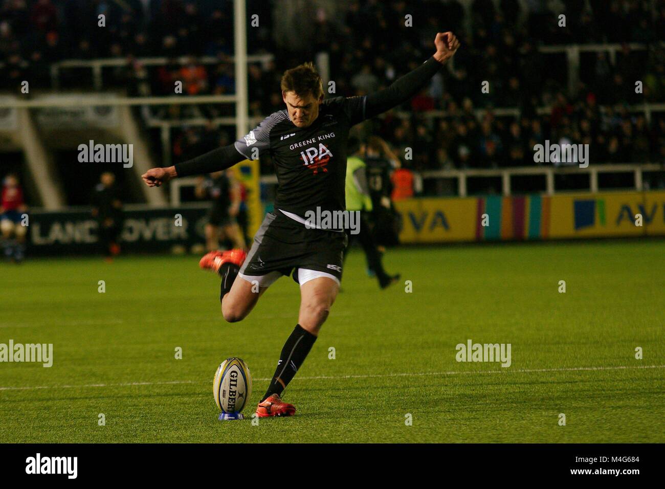 Newcastle upon Tyne, UK. 16th February 2018. Toby Flood kicking a conversion for Newcastle Falcons at Kingston Park. Credit: Colin Edwards/Alamy Live News. Stock Photo