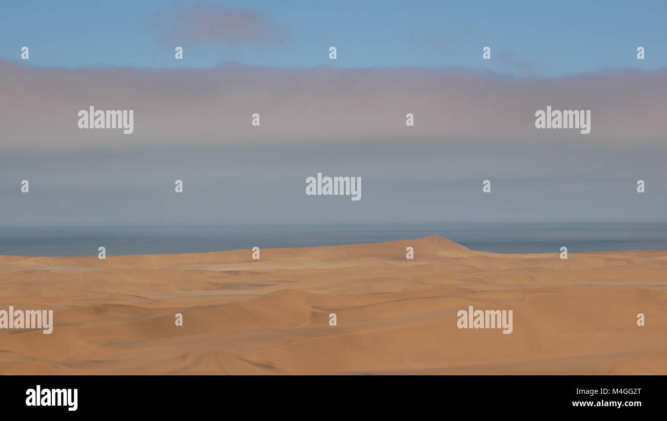 High resolution sand dunes hi-res stock photography and images - Alamy