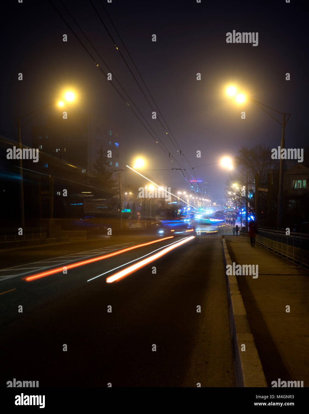 Car light reflection night hi-res stock photography and images - Alamy