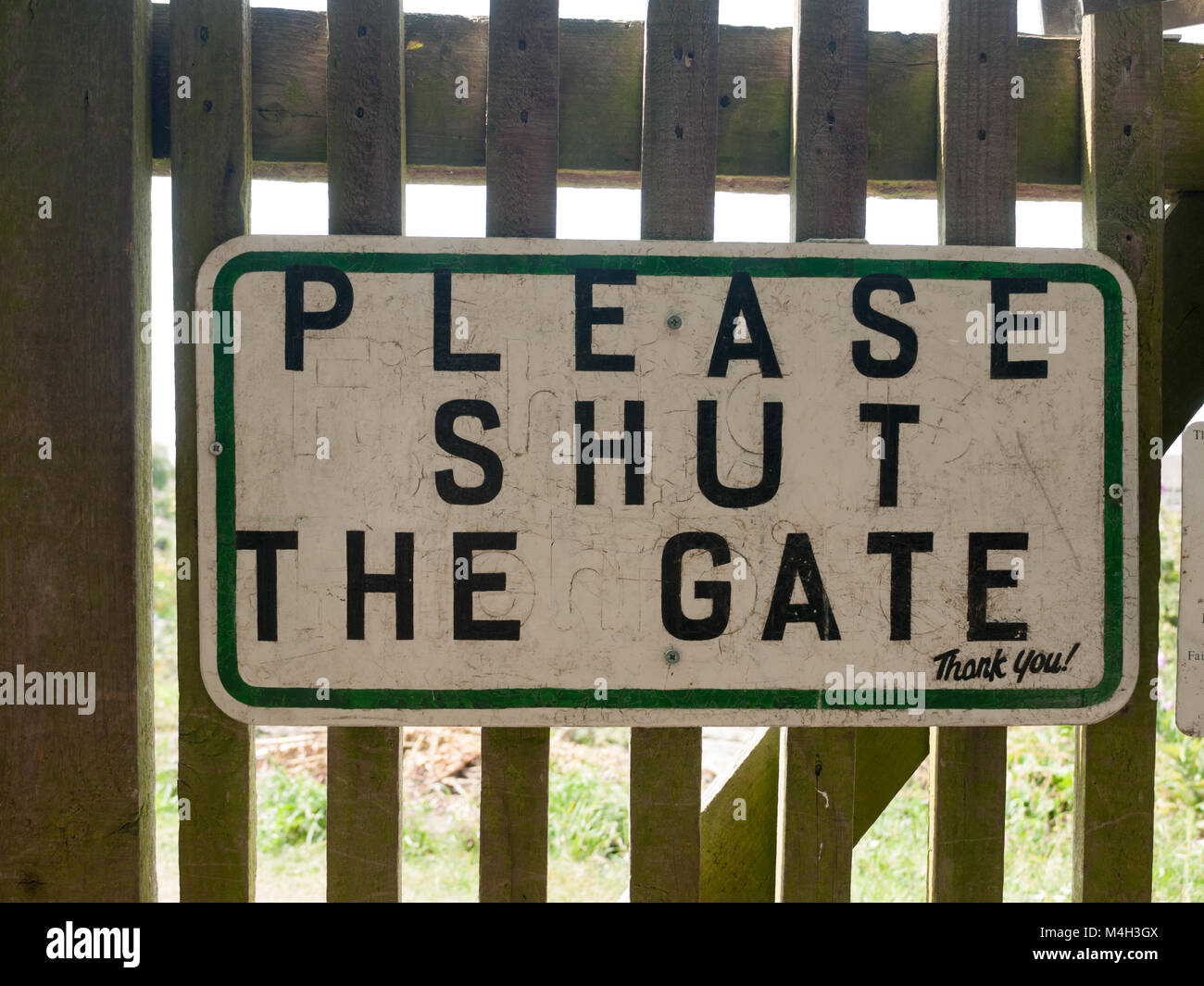 Shut the gate hires stock photography and images Alamy