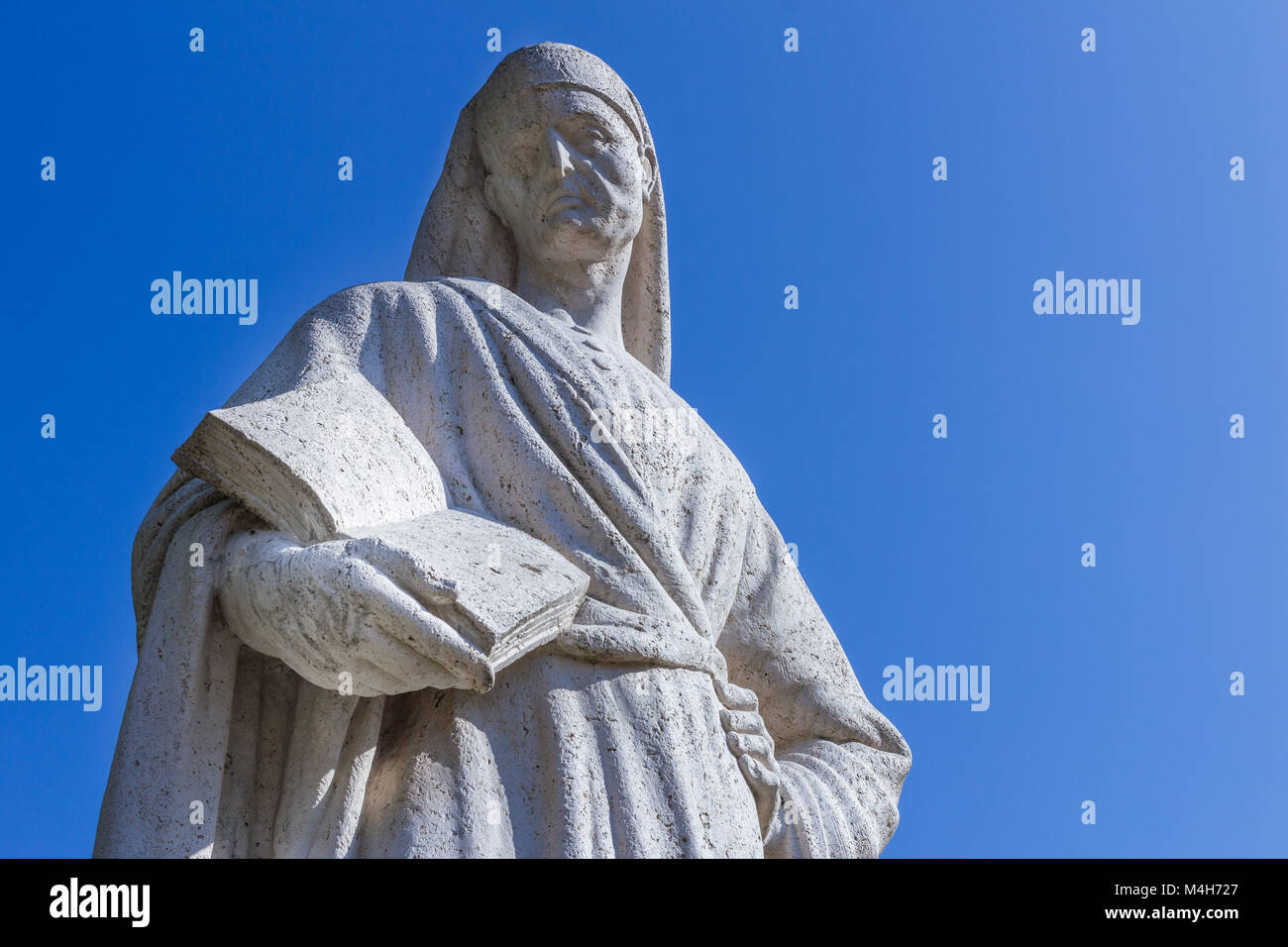 Statue of dante alighieri hi-res stock photography and images - Alamy