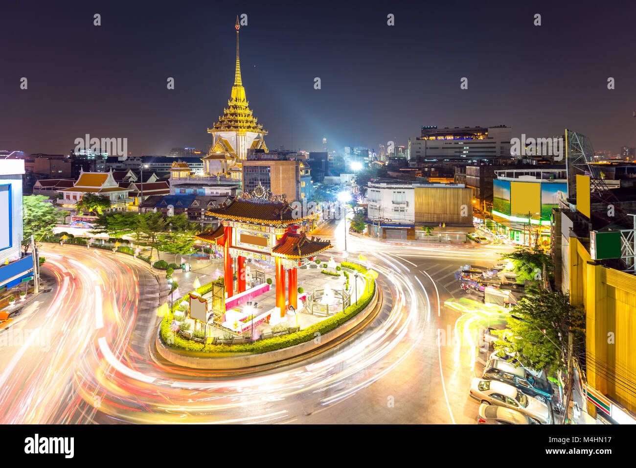 Old market chinatown bangkok hi-res stock photography and images - Alamy