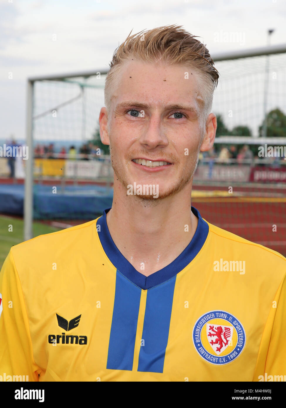 Eintracht Braunschweig High Resolution Stock Photography and Images - Alamy