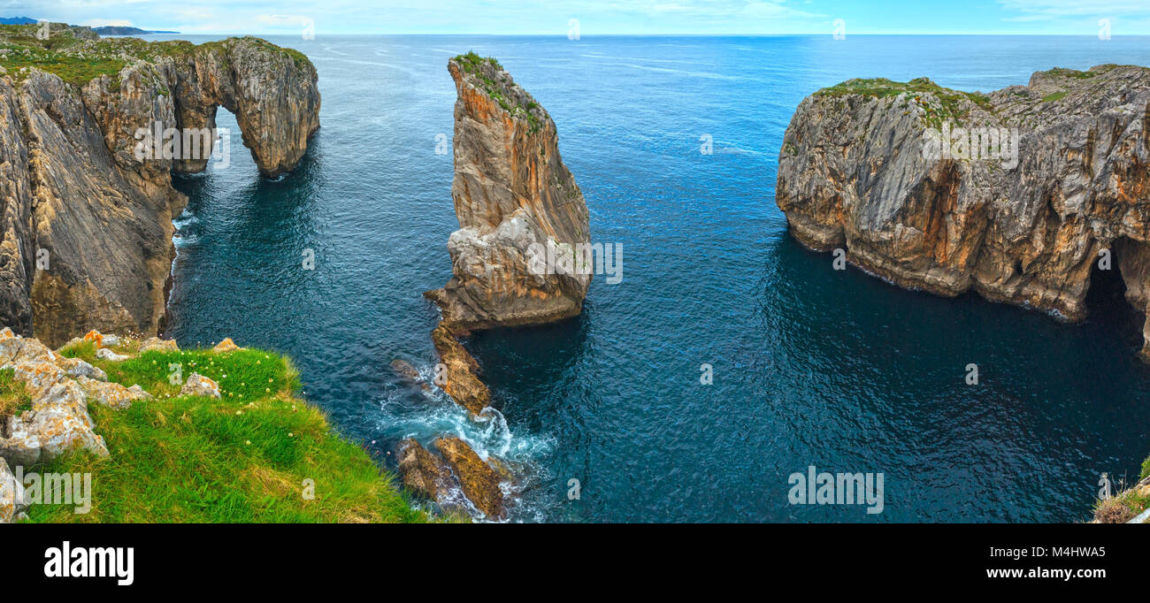 Bay of Biscay rocky coast, Spain Stock Photo Alamy