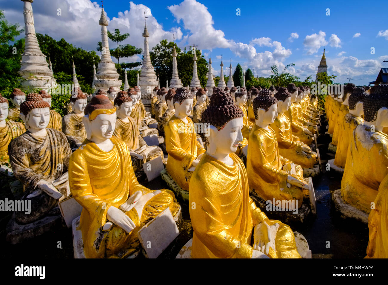 Thousands of small Buddha statues are located below Laykyun Sekkya Buddha in Maha Bodhi Ta