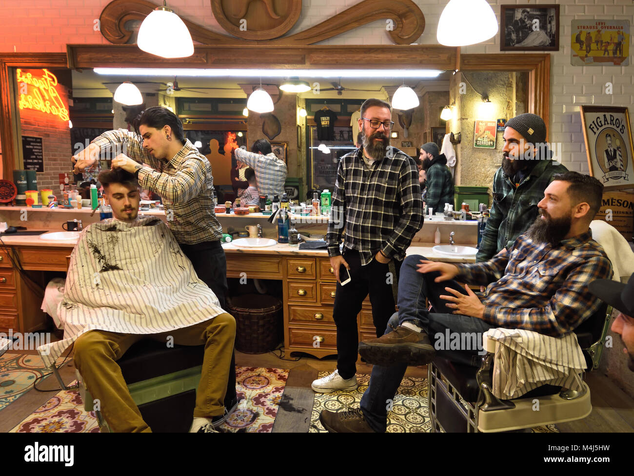 Figaro's Barbershop Lisboa Lisbon Portugal Lisbon (Rua Da Madalene 63 ) Stock Photo