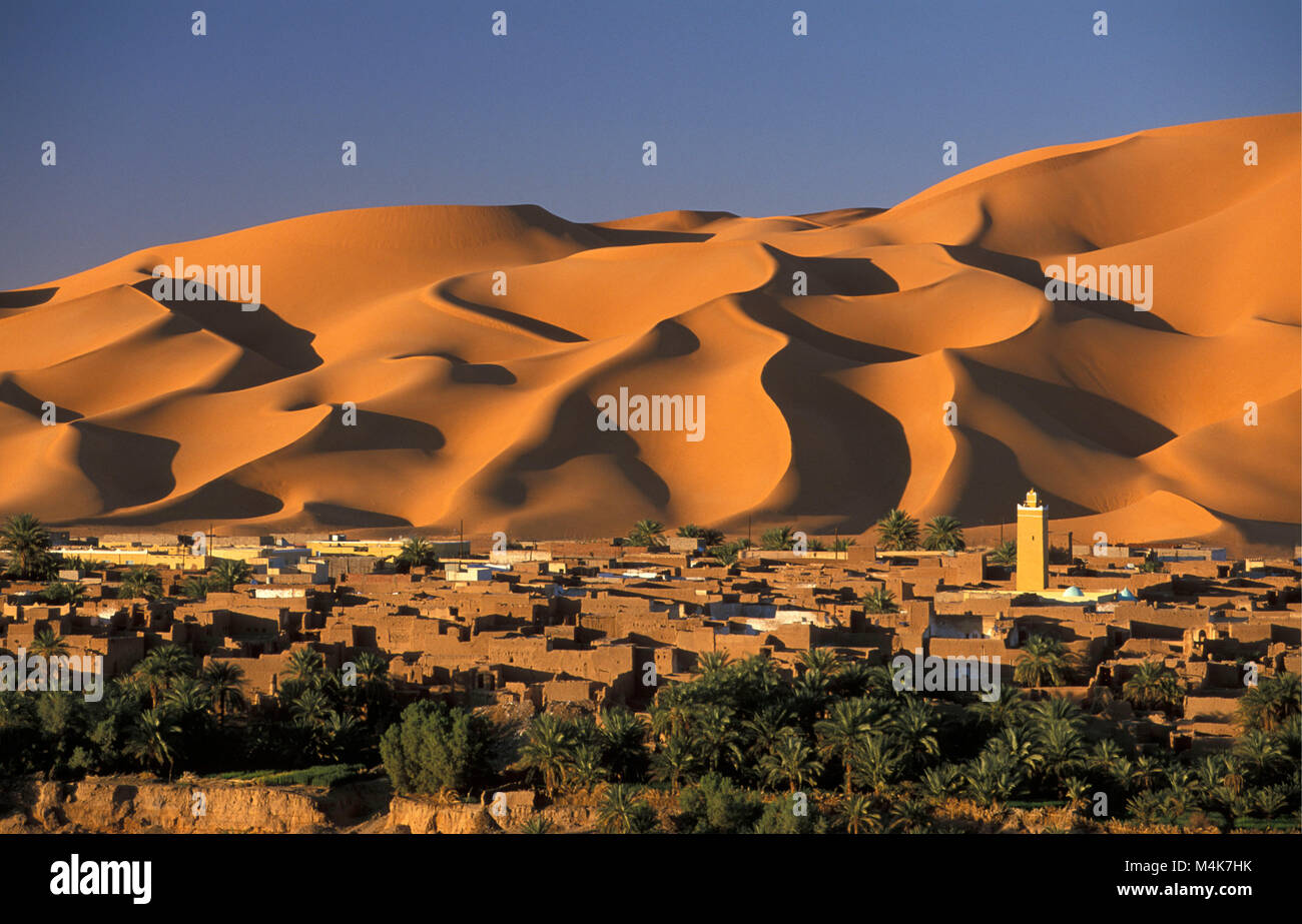 Algeria. Kerzaz. Western Sand Sea. Grand Erg Occidental. Sahara desert