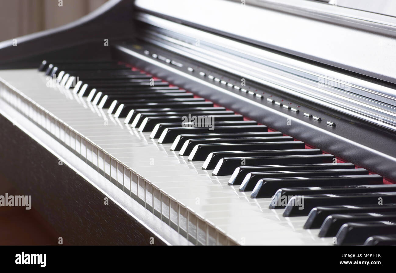 Keyboard instrument hi-res stock photography and images - Alamy