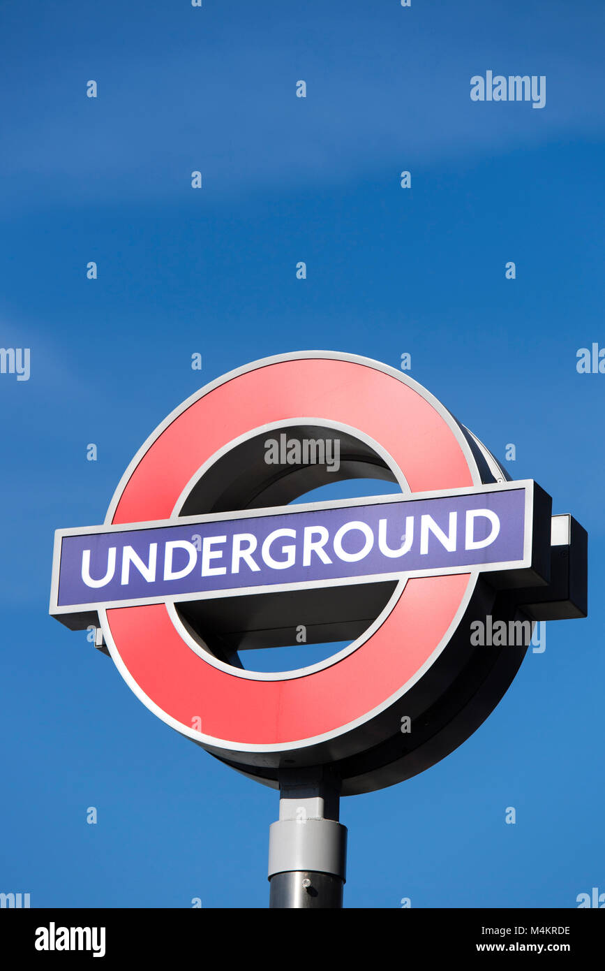 London underground sign Stock Photo - Alamy