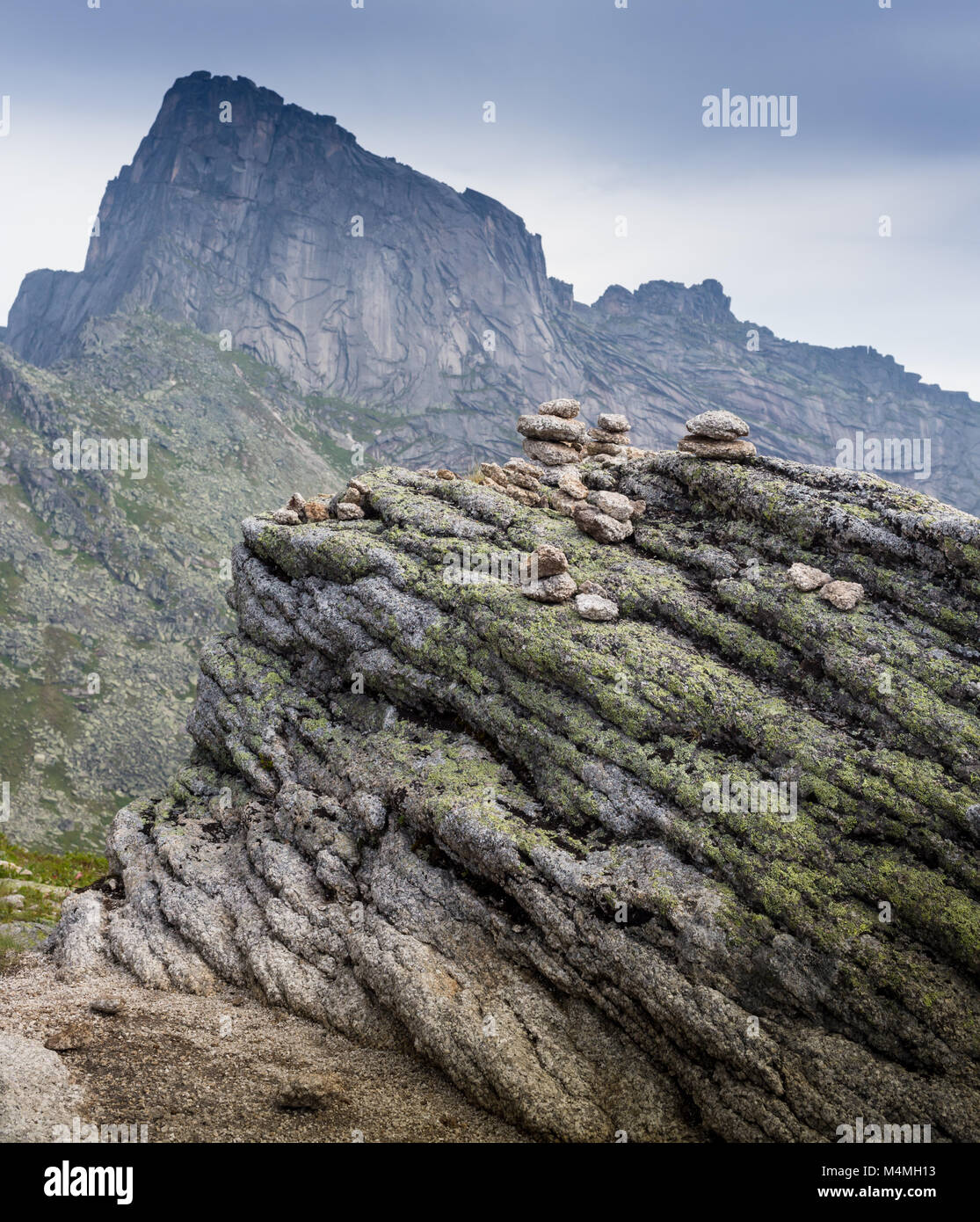 Sandstone Rock Rough Rough cut sandstone surface hi-res stock photography and images - Alamy