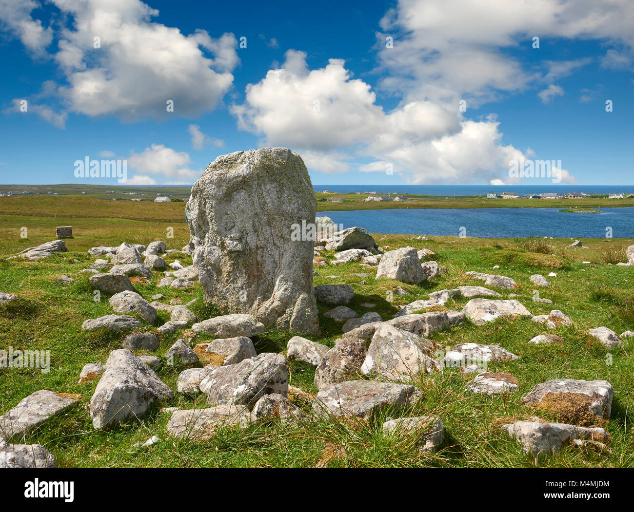 Prehistoric Steinacleit Standing Stones, with a stone circle of a burial mount, date unknown but anywhere between 1500-3000BC, Lewis, Outer Hebrides,  Stock Photo