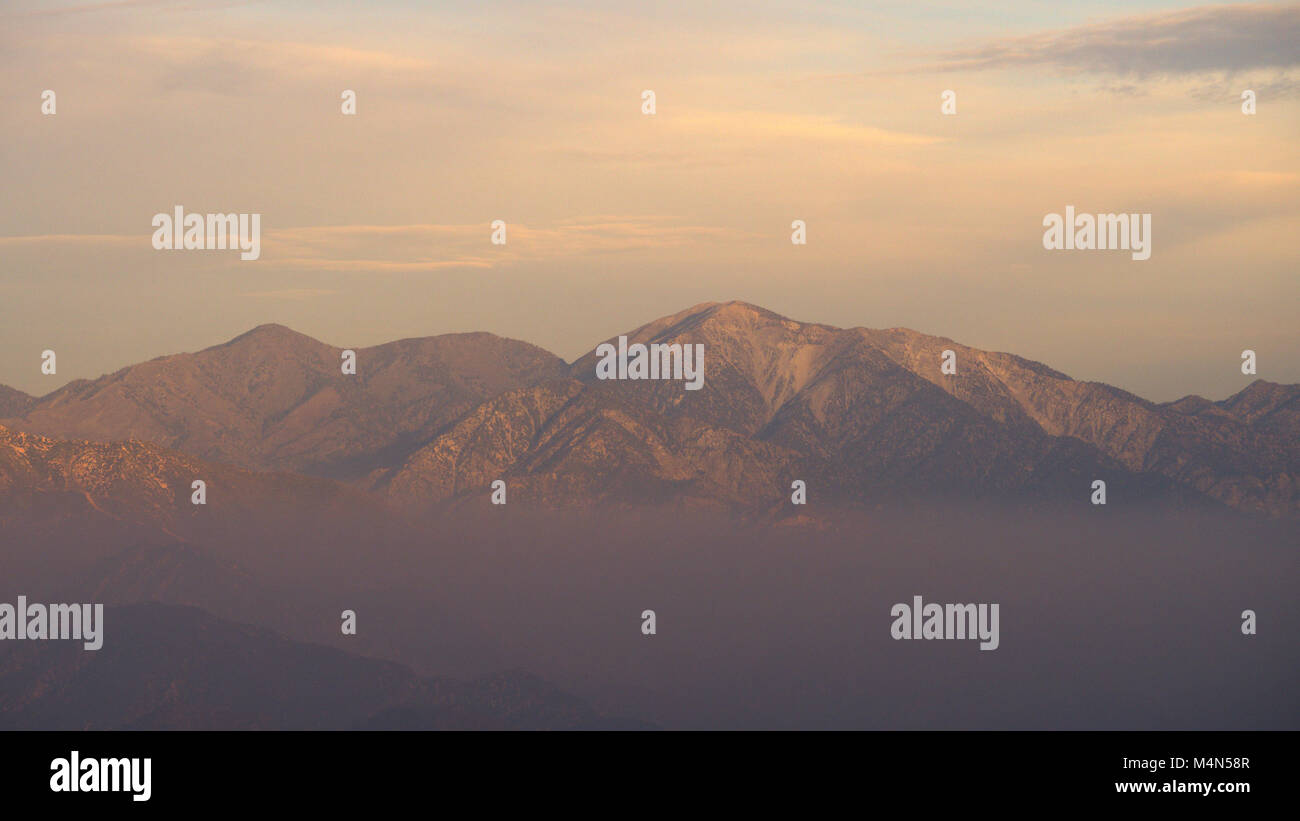 Mountains in the Angeles National Forest Stock Photo - Alamy