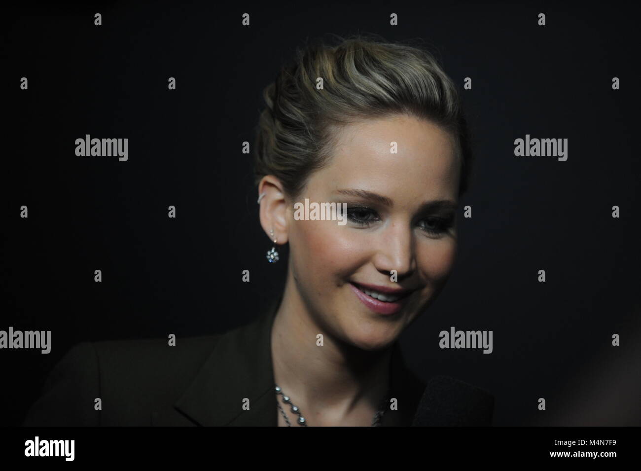 Washington, DC, USA. 15th Feb, 2018. Jennifer Lawrence arrives to a