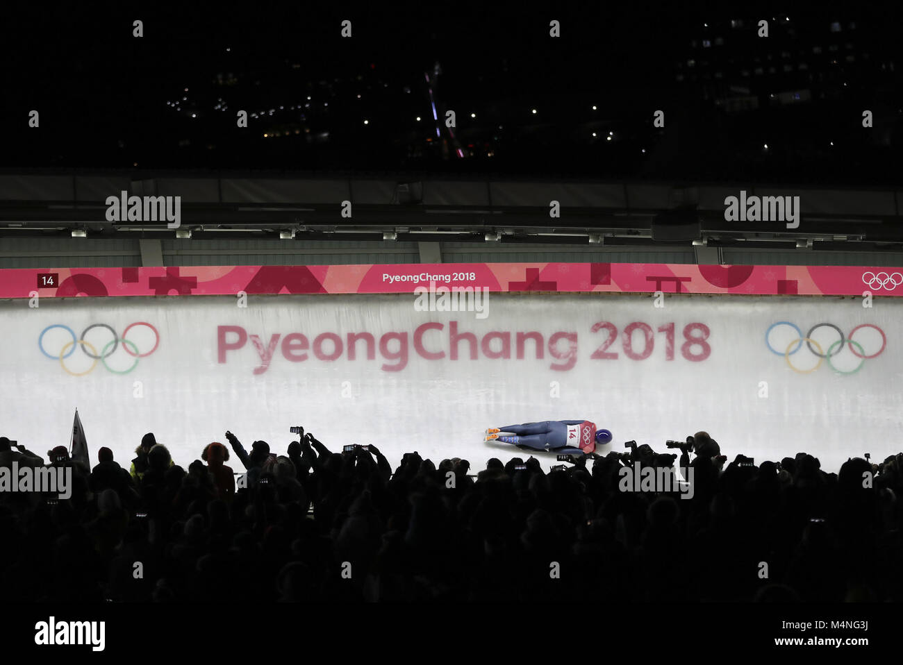 Pyeongchang, South Korea. 17th Feb, 2018. Britain's Lizzy Yarnold competes during women event of skeleton at 2018 PyeongChang Winter Olympic Games at Olympic Sliding Centre, PyeongChang, South Korea, Feb. 17, 2018. Lizzy Yarnold claimed Champion in a time of 3:27.28. Credit: Bai Xuefei/Xinhua/Alamy Live News Stock Photo