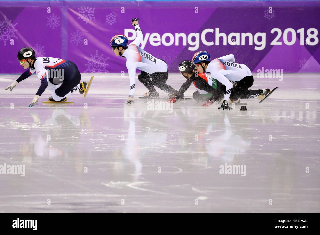 Gangneung, South Korea. 17th Feb, 2018. (L-R) JOHN-HENRY KRUEGER of USA, SEO YIRA of Korea, SHAOLIN SANDOR LIU of Hungary, and LIM HYOJUN of Korea as Liu crashes out of Short Track Speed Skating: Men's 1,000m Final A at Gangneung Ice Arena during the 2018 Pyeongchang Winter Olympic Games. Credit: Scott Mc Kiernan/ZUMA Wire/Alamy Live News Stock Photo