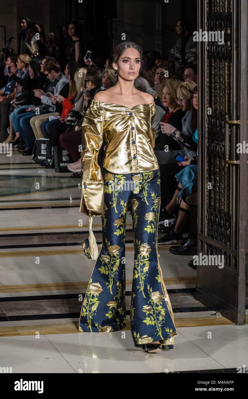 London Fashion Week, Fashion Autumn Winter 2018 Scout The catwalk show of OLGA ROH, A SWISS FASHION DESIGNER, who punctuated her show with classic dancers in a stunning presentation.  Credit Ian Davidson/Alamy Live News Stock Photo