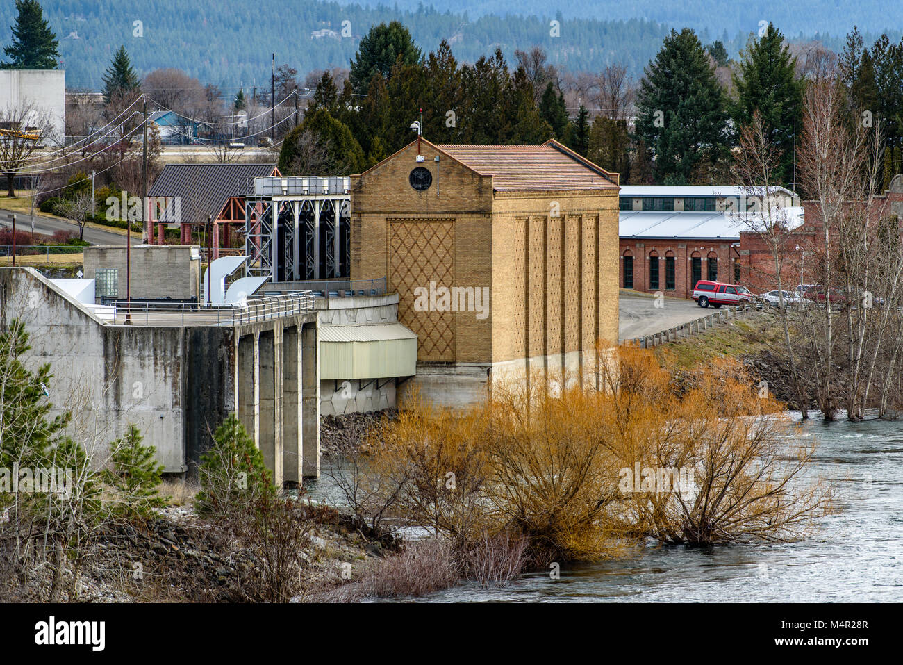 Upriver Dam PowerhouseSpokane Washington Stock Photo Alamy