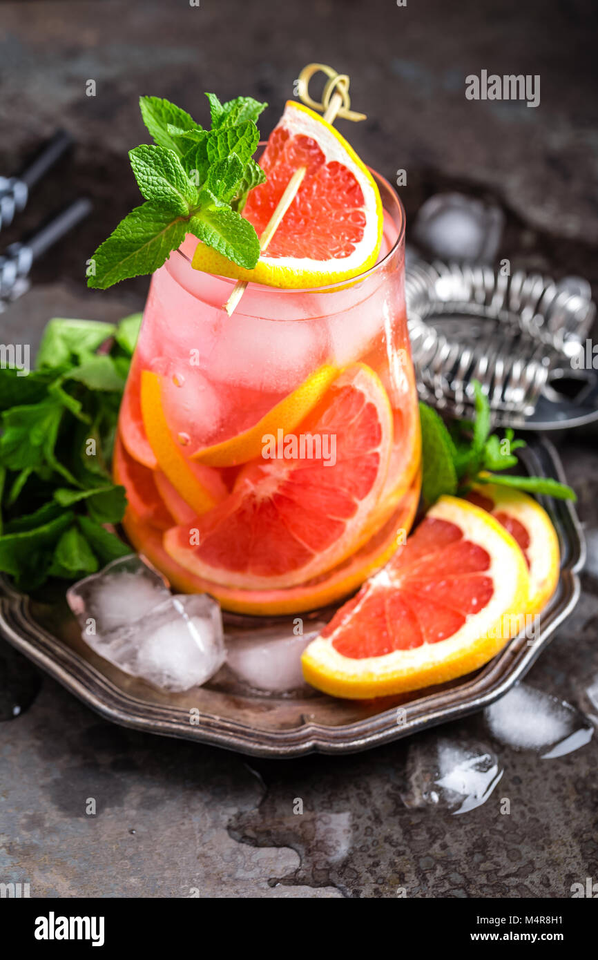 мята грейпфрут. мята (mentha) strawberry mint. мята грейпфрут. мята грейпфрутовая. мята грейпфрутовая.