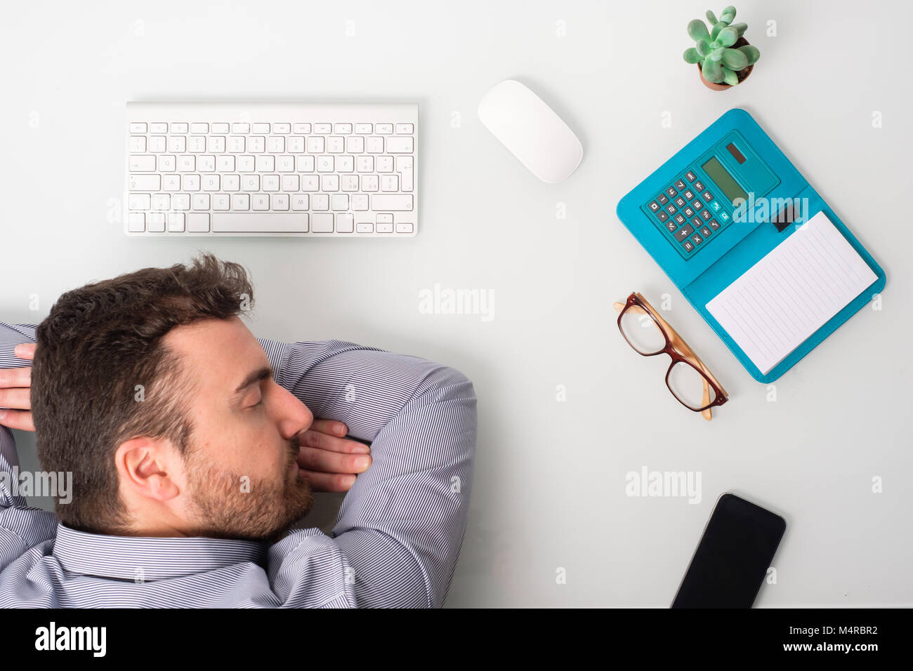 Employee stress desk hi-res stock photography and images - Alamy