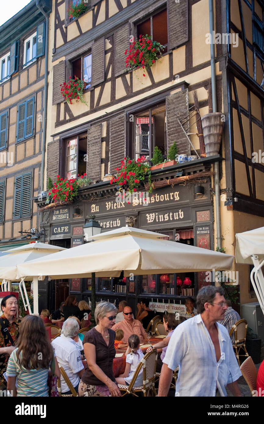 Restaurant Cafe au vieux strasbourg at Cathedral square, Strasbourg, Alsace, Bas-Rhin, France, Europe Stock Photo
