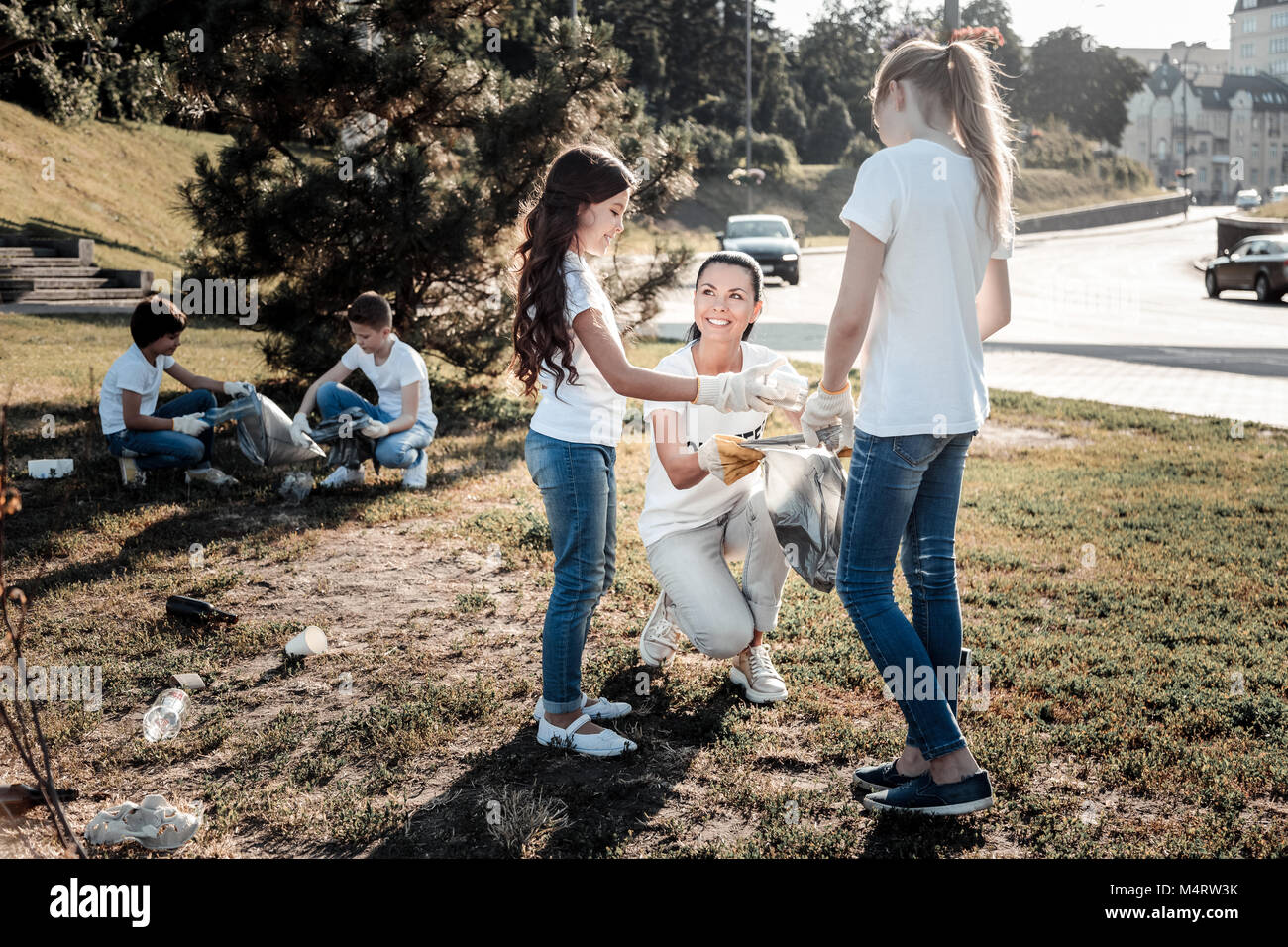 Team environment hi-res stock photography and images - Alamy