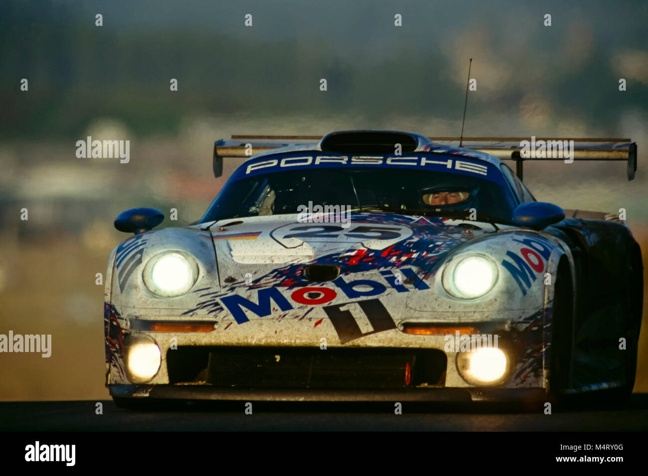 1/18 Anson Porsche 911 Gt1 Le Mans Stuck Boutsen Wollek