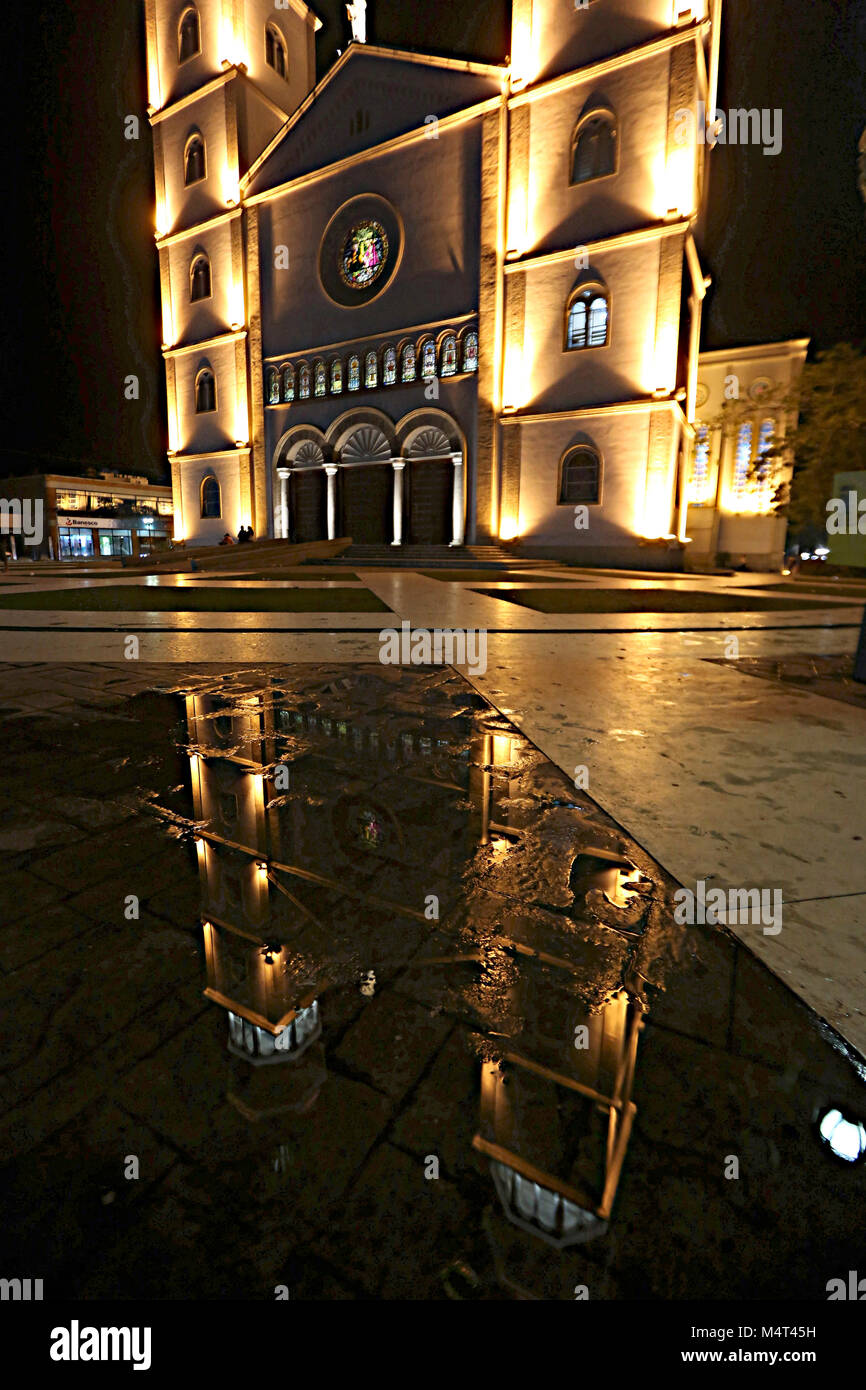 Maturin, Monagas, Venezuela. 24th Nov, 2014. November 24, 2014 . The Cathedral of Our Lady of Carmen is a Catholic temple located in Matur'n, Monagas state, Venezuela. It is the largest and best decorated church in the country, also by the height of its domes, is considered the second highest in Latin America preceded by the Basilica of Our Lady of Guadalupe in Mexico. Its construction began on July 16, 1959, precisely on the day of Nuestra Se''“ora del Carmen, and was inaugurated 22 years later, on May 23, 1981. Matur'n, Monagas State, Venezuela. Photo: Juan Carlos Hernandez (Credit Stock Photo