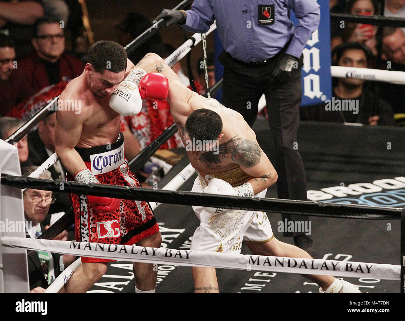 Las Vegas, Nevada, USA. 18th Feb, 2018. Welterweight boxers Danny