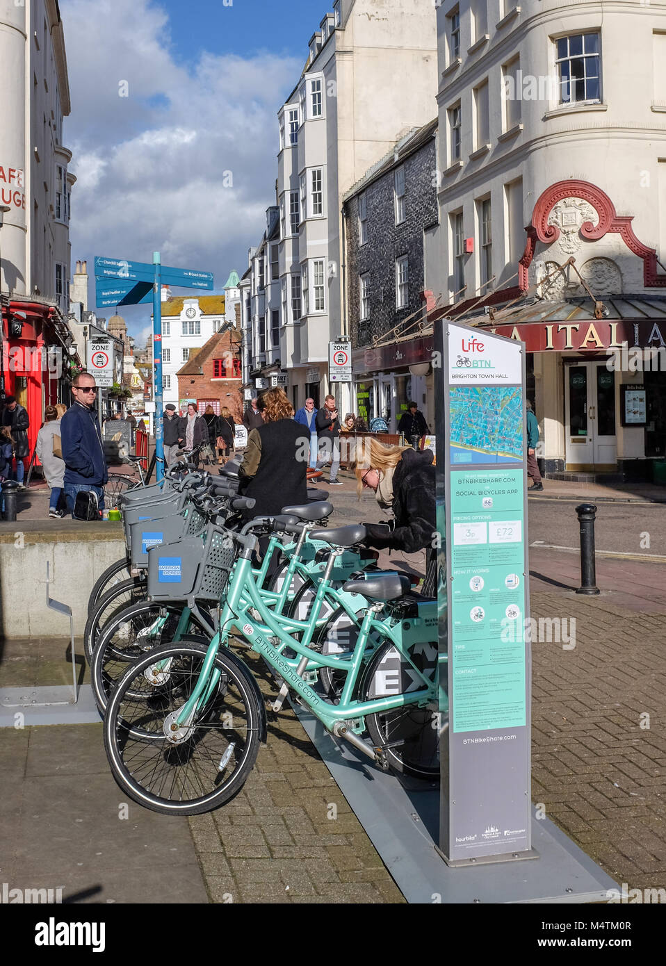 Smartnike hires stock photography and images Alamy