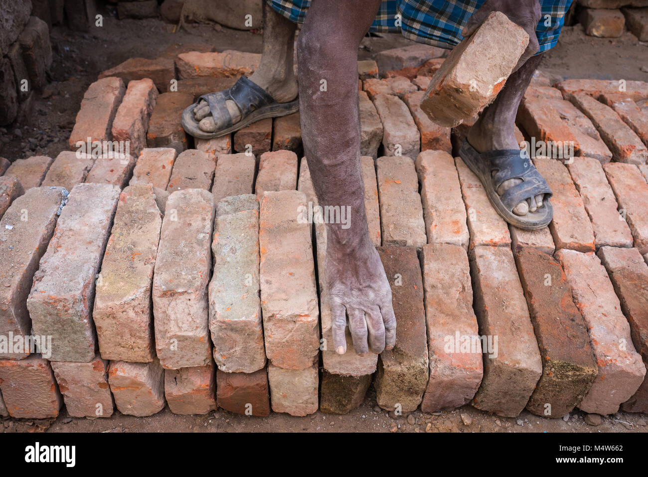 Moulding bricks hi-res stock photography and images - Alamy
