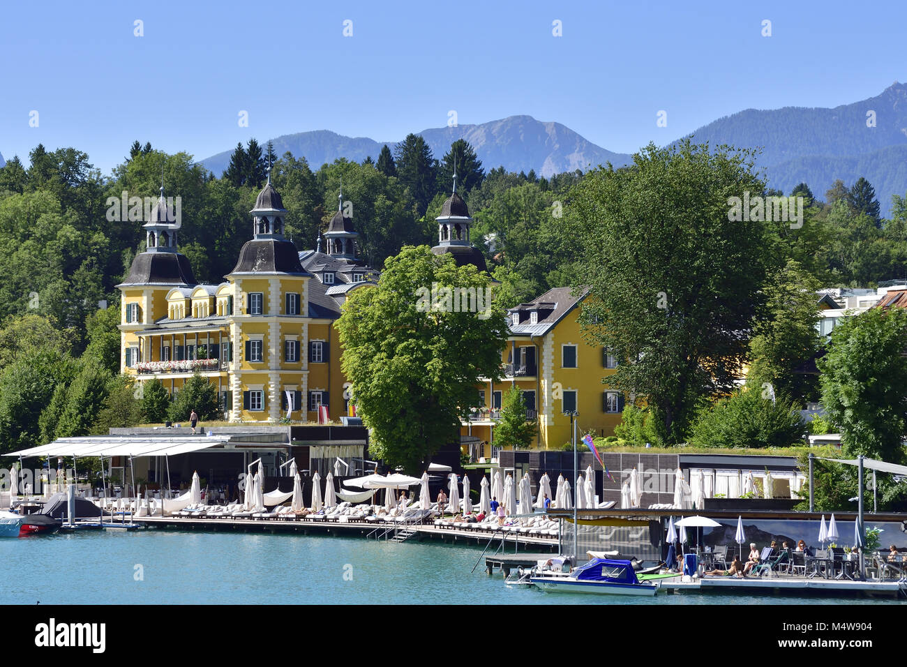 Hotel castle in Velden at Worthersee Stock Photo