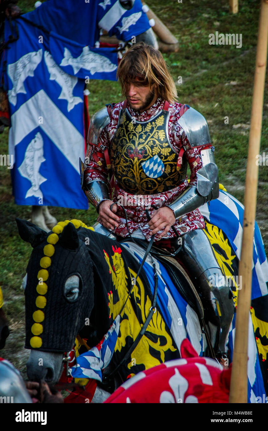 Medival archery hi-res stock photography and images - Alamy