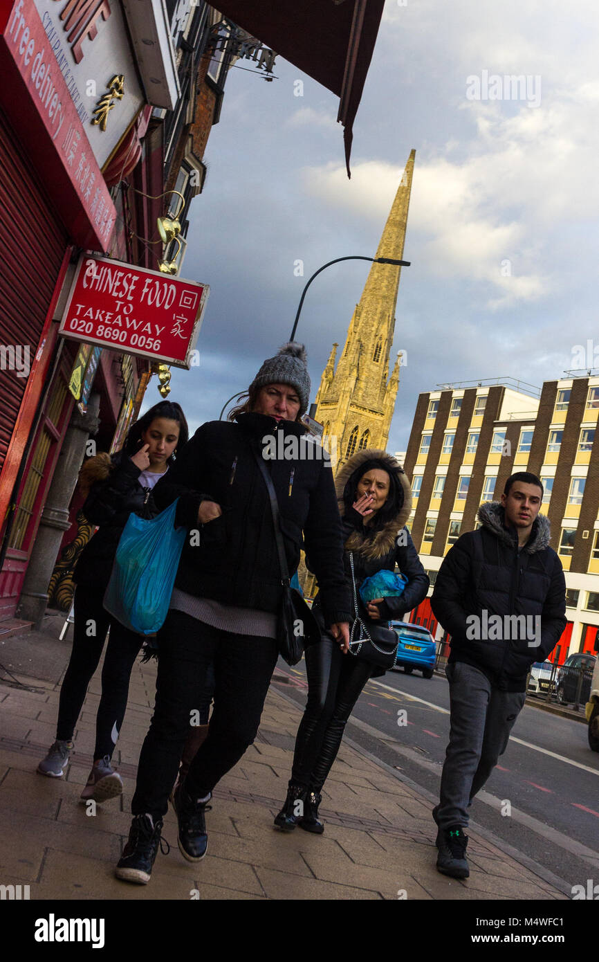 Shoppers on Lewisham High Street Stock Photo Alamy