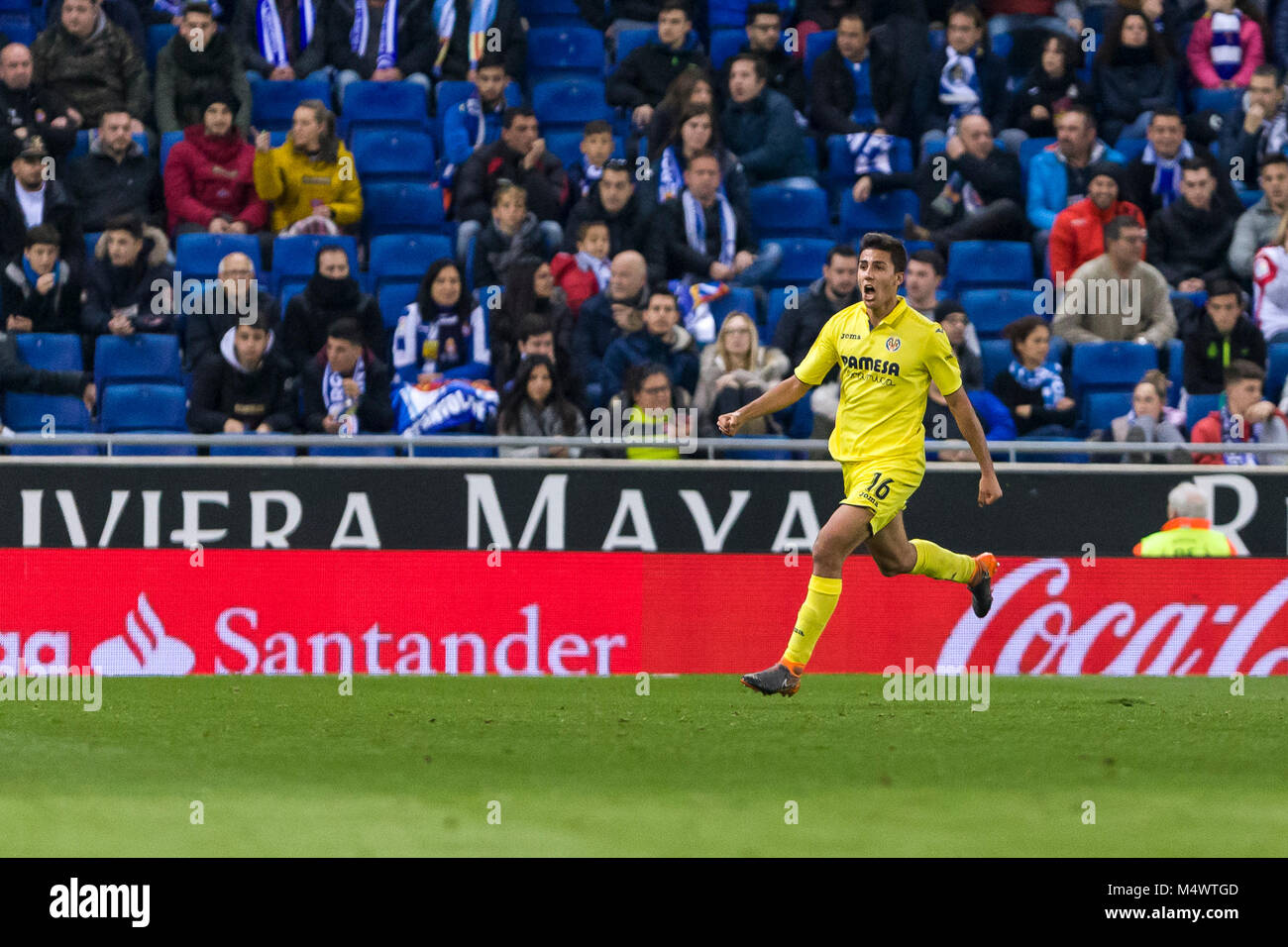 Barcelona, Spain. 18th Feb, 2018. Villarreal midfielder Rodrigo (16) celebrates scoring the goal during the match between RCD Espanyol and Villarreal, for the round 24 of the Liga Santander, played at RCDE Stadium on 18th February 2018 in Barcelona, Spain. Credit: Gtres Información más Comuniación on line, S.L./Alamy Live News Stock Photo